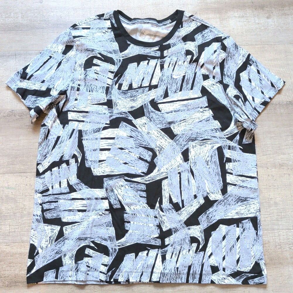 NWOT The Nike Tee Graphic T-Shirt Mens XXL Black White Allover Print Sketch
